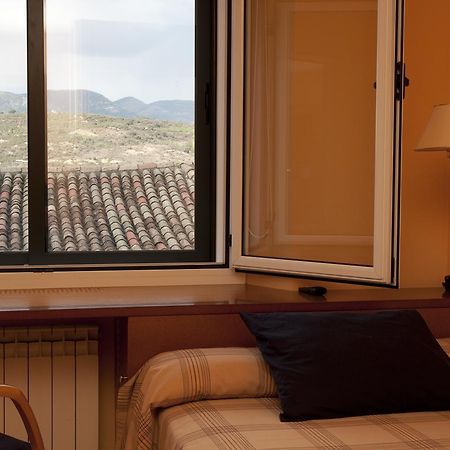 Hotel Villa De Айербе Екстериор снимка