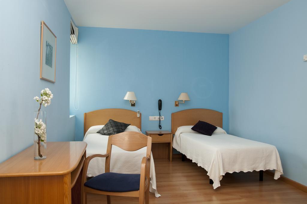 Hotel Villa De Айербе Екстериор снимка