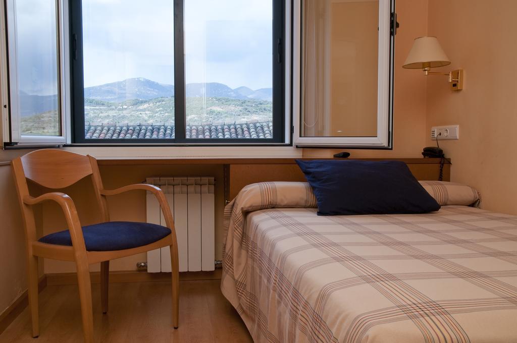 Hotel Villa De Айербе Екстериор снимка