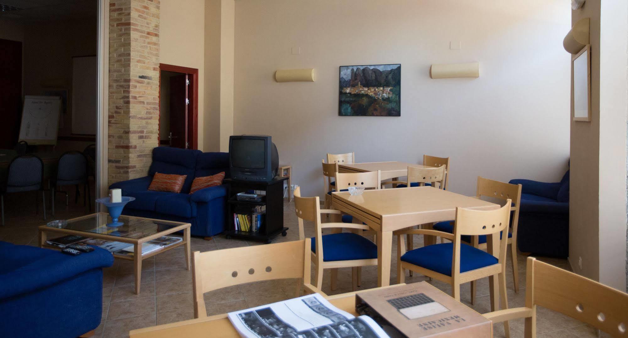 Hotel Villa De Айербе Екстериор снимка